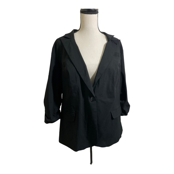 Torrid womens blazer black button front ruched sleeve. Size 2 plus size - Picture 5 of 10
